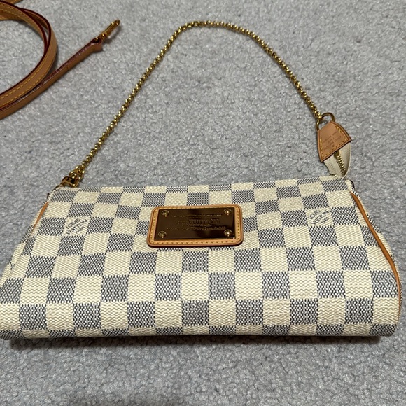 Authentic LOUIS VUITTON Eva Damier Azur Mini Crossbody Chain Bag - Picture 2 of 9